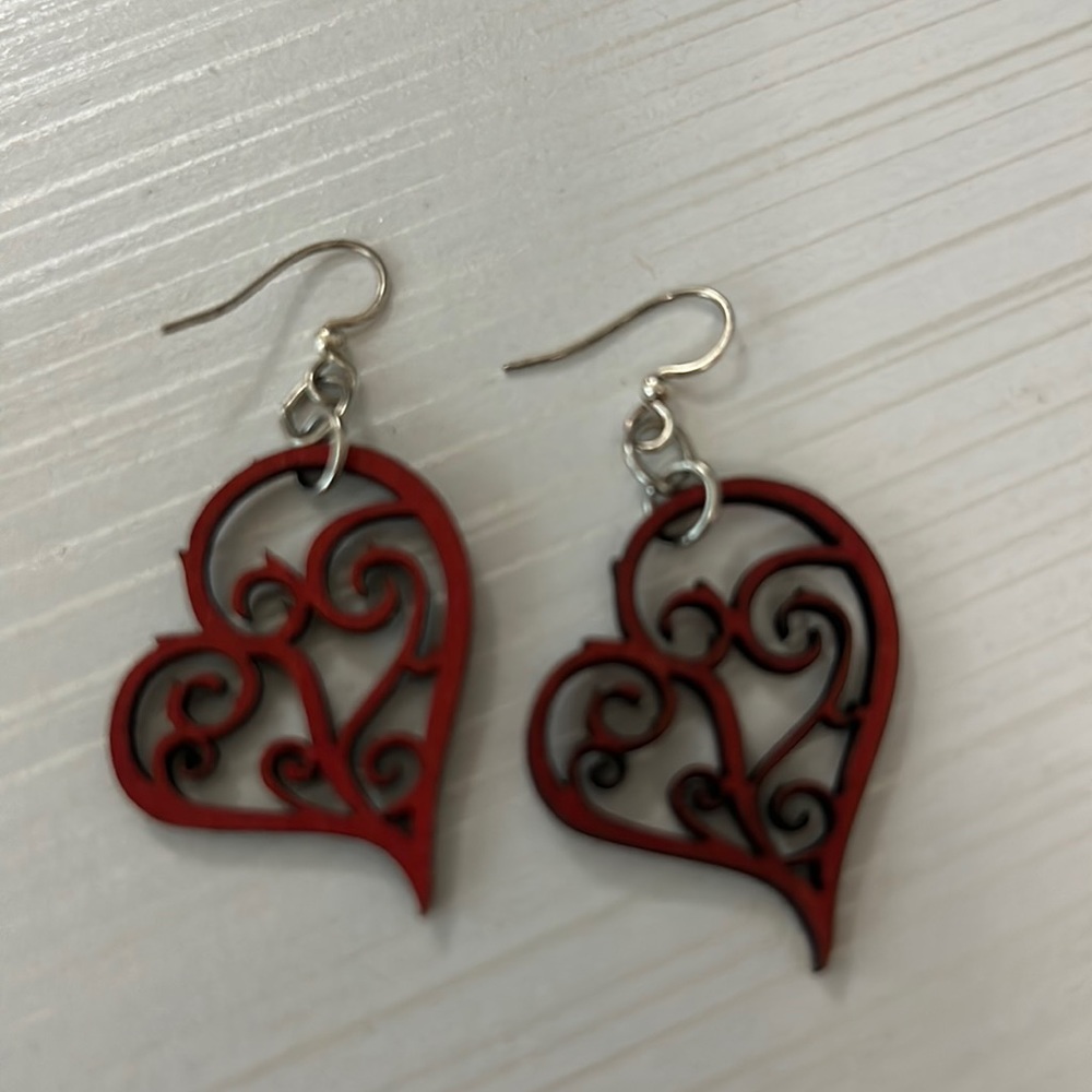 Heart earrings !! 💕💕